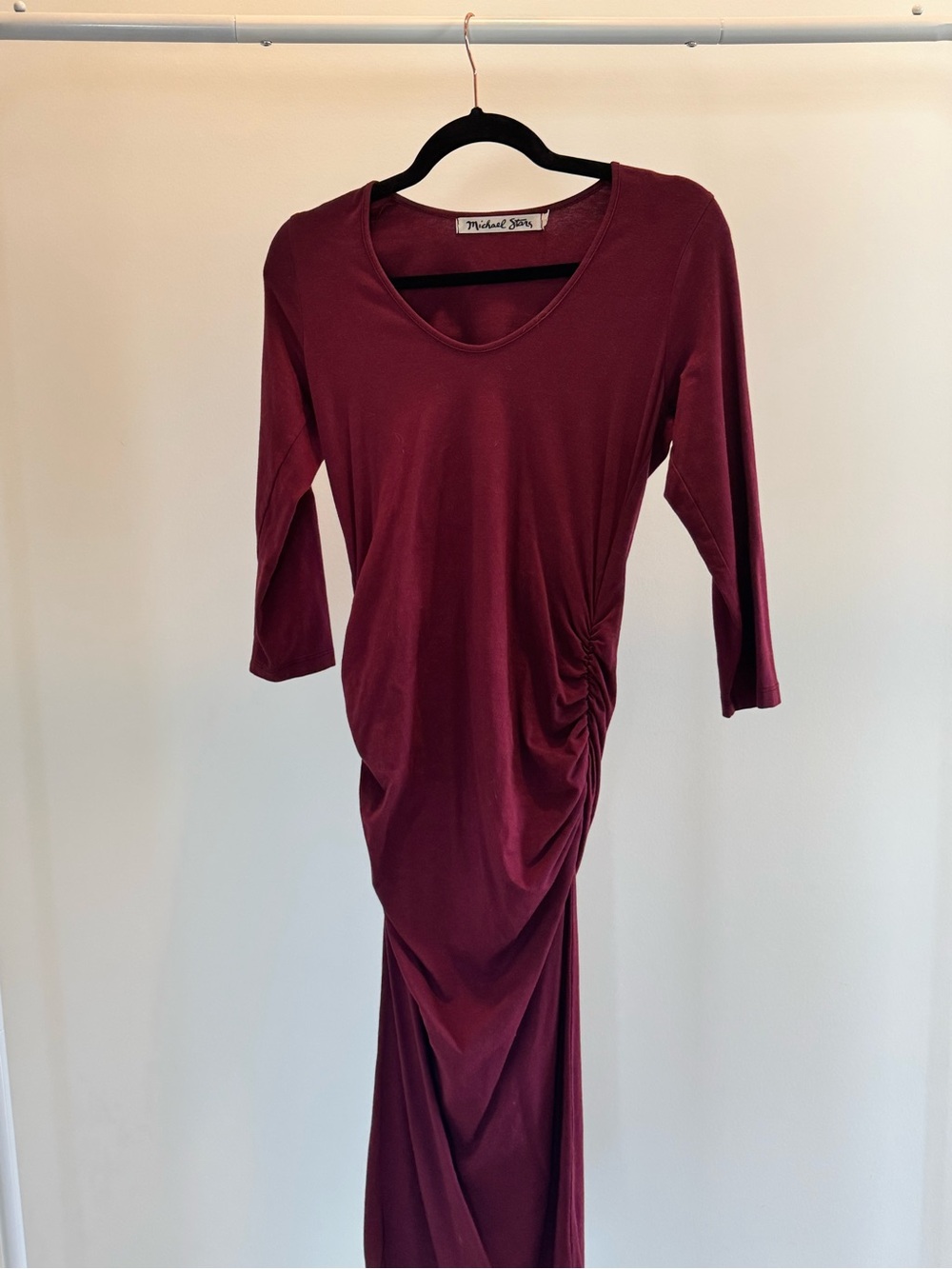 Michael Stars Burgundy Ruched V‑Neck Long Sleeve Nova Midi Dress - Picture 2 of 3